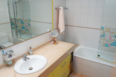 Casa adosada en venta Lloret de Mar, Gerona, España 4 dormitorios, 207 m2 No. 93399 - foto 26