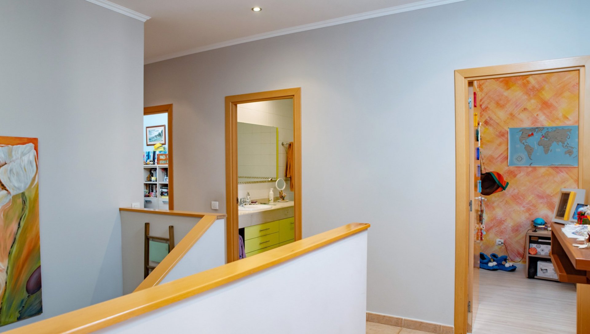 Kaupunkipientalo Lloret de Mar, Girona, Espanja 4 makuuhuonetta, 207 m2 No. 93399