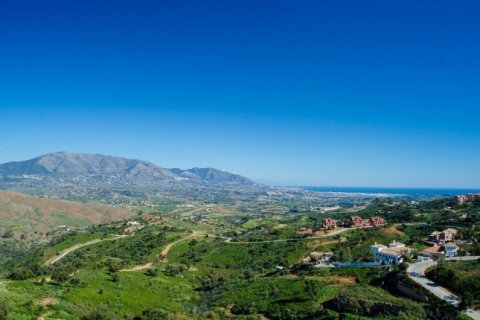 Land plot for sale Marbella, Malaga, Spain No. 93239 - photo 1