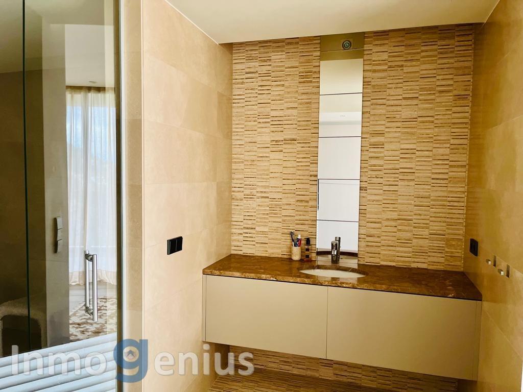 Villa à Altea, Alicante, Espagne 3 chambres, 800 m2 No. 81579