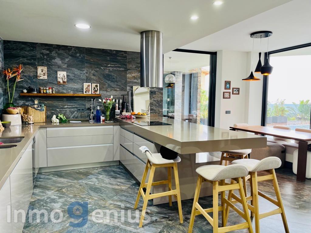 Villa à Altea, Alicante, Espagne 3 chambres, 800 m2 No. 81579