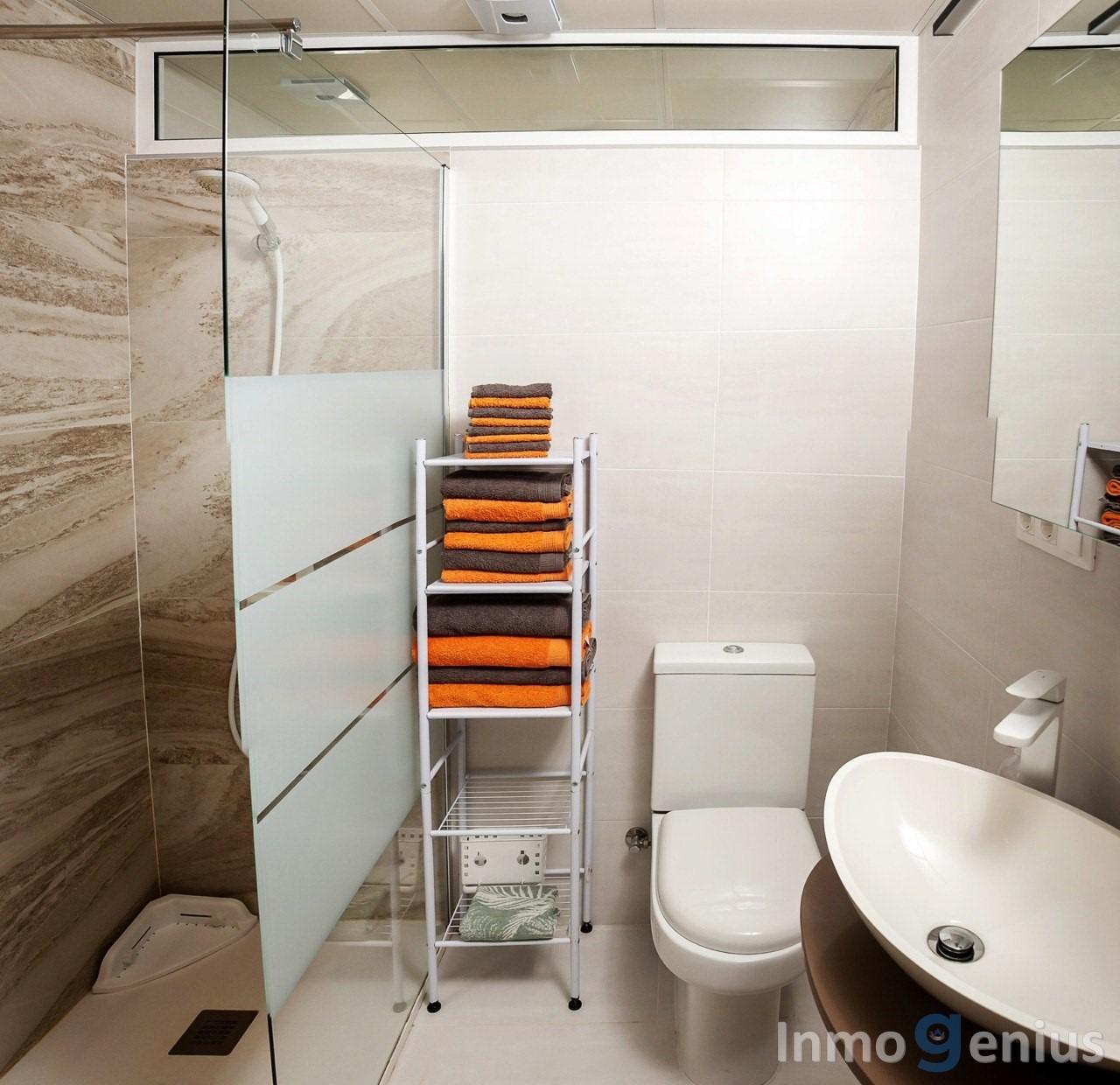 Appartamento a Torrevieja, Alicante, Spagna 3 camere da letto, 115 mq. N° 81577
