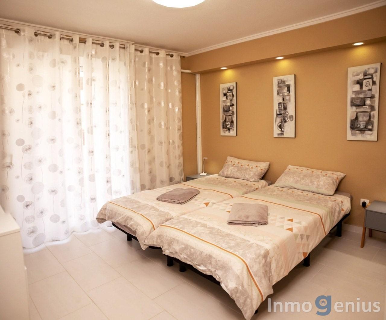 Appartamento a Torrevieja, Alicante, Spagna 3 camere da letto, 115 mq. N° 81577