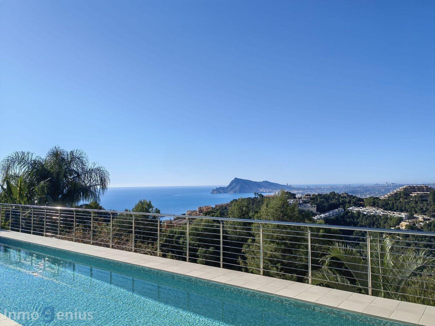 Villa i Altea, Alicante, Spanien 5 sovrum, 635 kvm. Nr. 81578