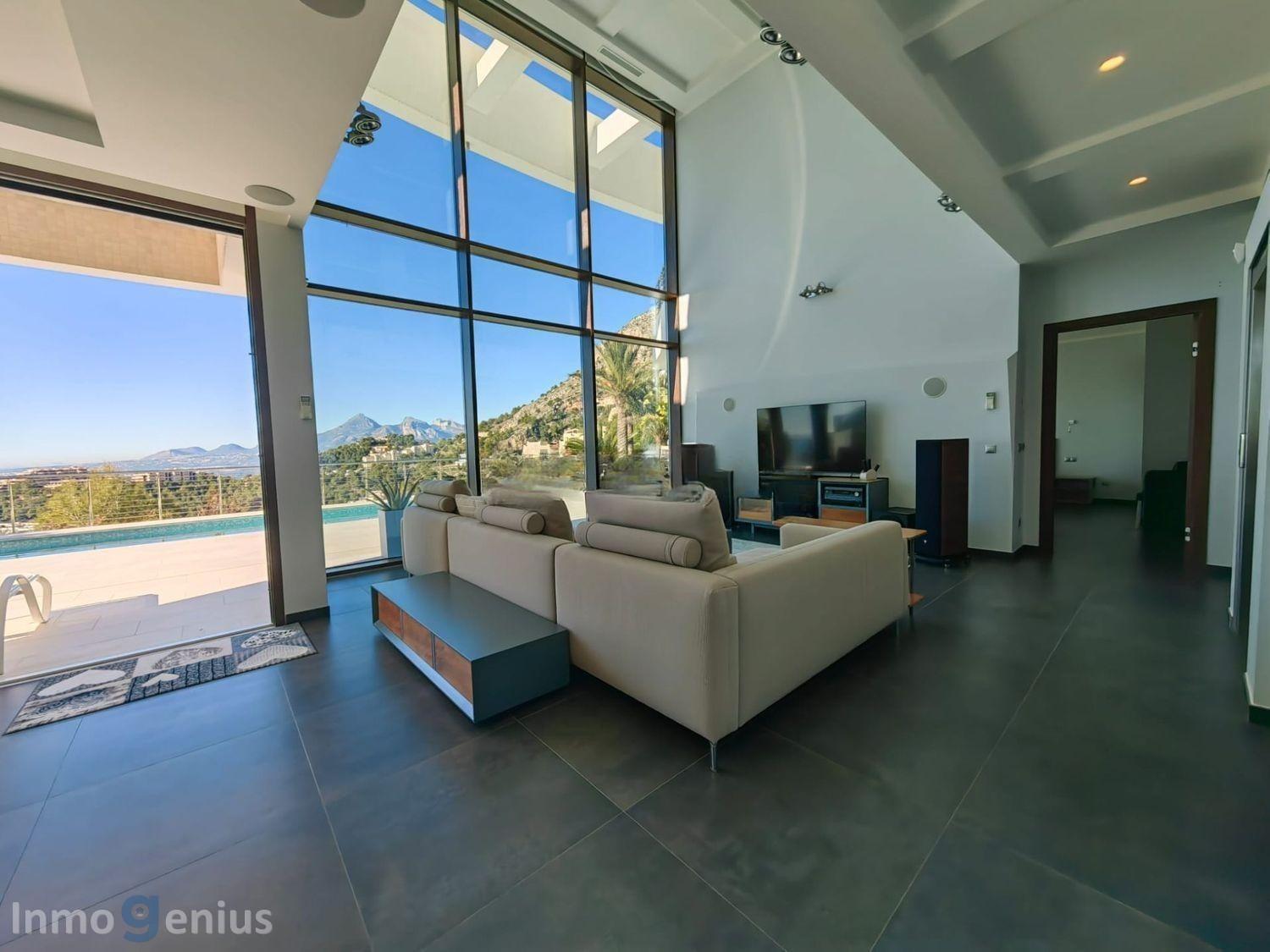 Villa i Altea, Alicante, Spanien 5 sovrum, 635 kvm. Nr. 81578