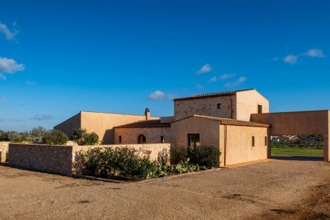 Finca myytävänä Santanyi, Mallorca, Espanja, 5 makuuhuonetta, 480 m2 No. 111738 - kuva 2