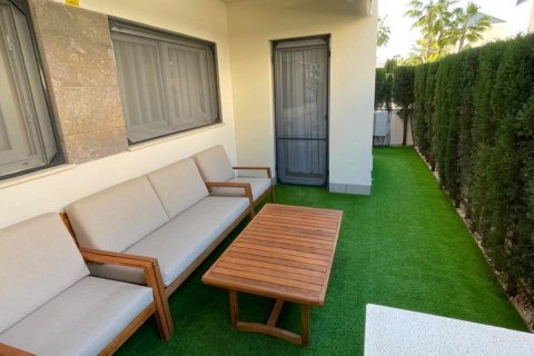 Duplex zum Verkauf Torrevieja, Alicante, Spanien 2 Schlafzimmer, 79 m2 Nr. 119068 - Foto 4