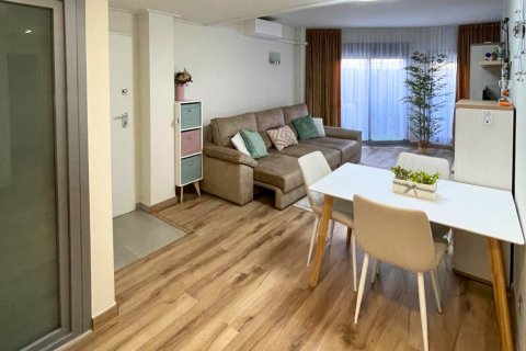 Duplex zum Verkauf Torrevieja, Alicante, Spanien 2 Schlafzimmer, 79 m2 Nr. 119068 - Foto 7