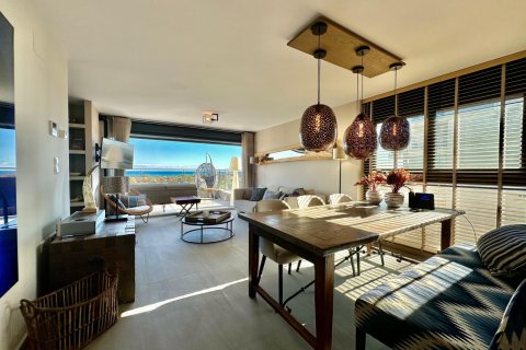 Продажа квартиры в Гуардамар-дель-Сегура, Аликанте, Испания 3 спальни, 109м2 №119066 - фото 1