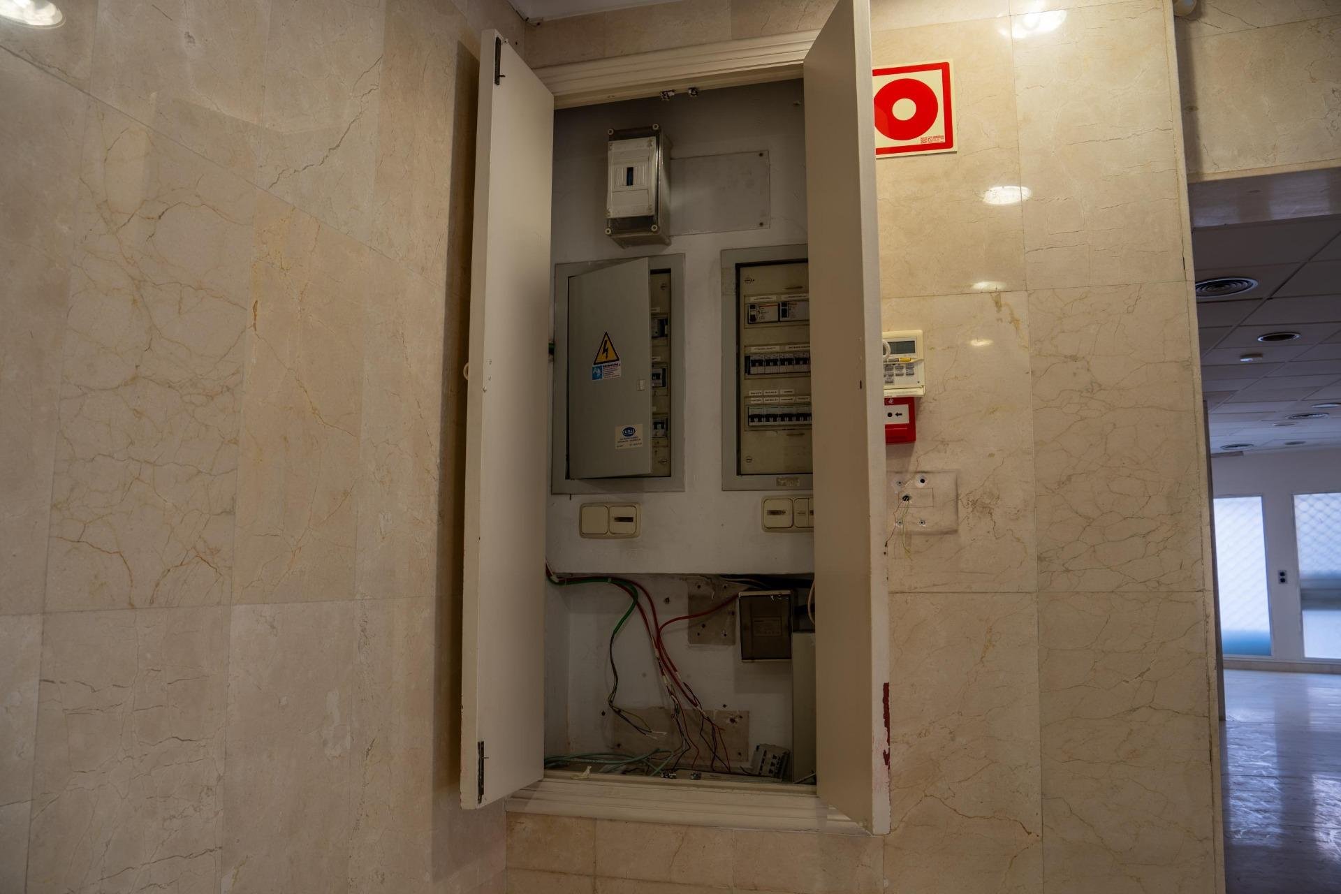 Коммерческая недвижимость в Аликанте, Испания 330м2 №91712