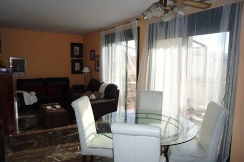 Apartment for sale Cambrils, Tarragona, Spain 3 bedrooms, 110 sq.m. No. 21995 - photo 5