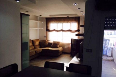 Продажа квартиры Камбрильс, Таррагона, Испания 4 спальни, 120м2 №21999 - фото 3