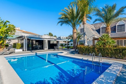 Villa for sale San Juan, Alicante, Spain 5 bedrooms, 313 sq.m. No. 119469 - photo 2