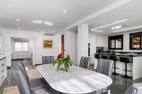 Villa for sale San Juan, Alicante, Spain 5 bedrooms, 313 sq.m. No. 119469 - photo 6