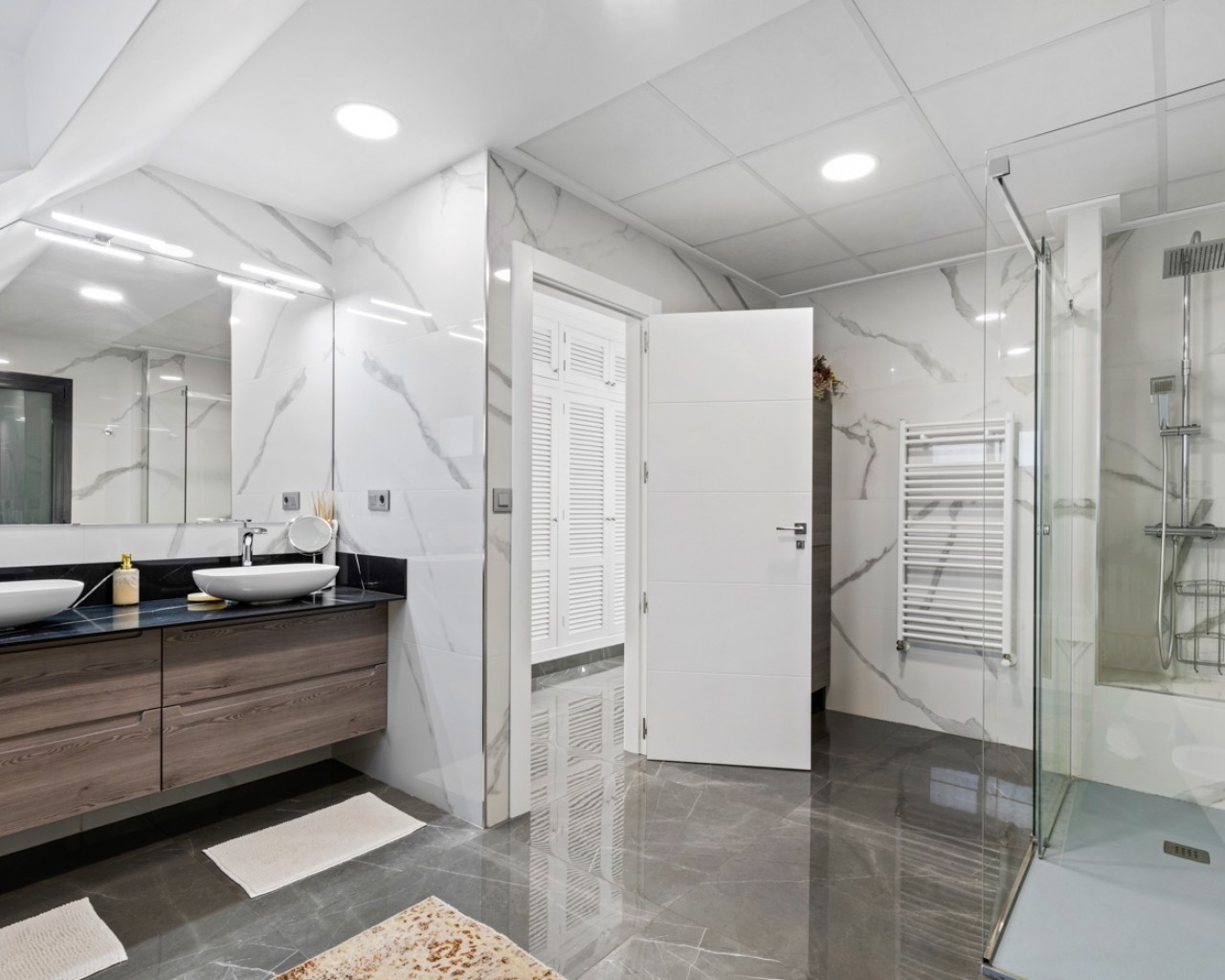 Villa en San Juan, Alicante, España 5 dormitorios, 313 m2 No. 119469