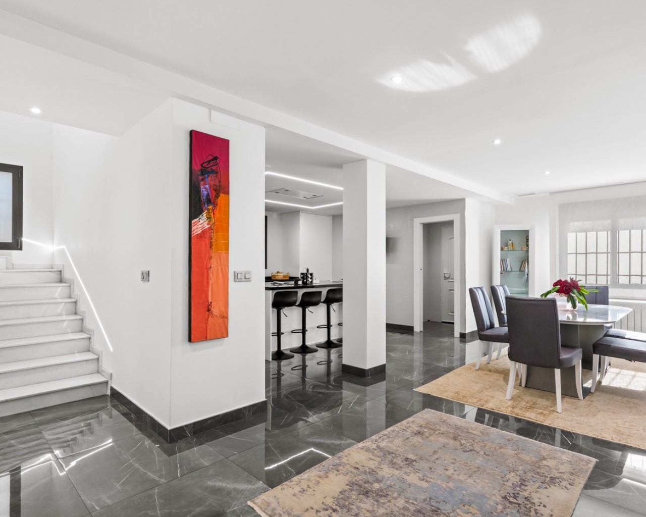 Villa en San Juan, Alicante, España 5 dormitorios, 313 m2 No. 119469