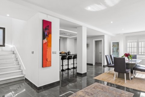 Villa for sale San Juan, Alicante, Spain 5 bedrooms, 313 sq.m. No. 119469 - photo 3
