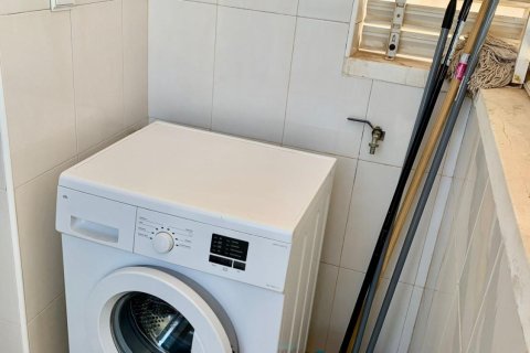 Продажа квартиры в Гуардамар-дель-Сегура, Аликанте, Испания 3 спальни, 100м2 №119464 - фото 25
