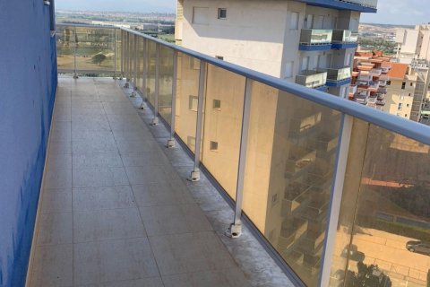 Продажа квартиры в Гуардамар-дель-Сегура, Аликанте, Испания 3 спальни, 100м2 №119464 - фото 4