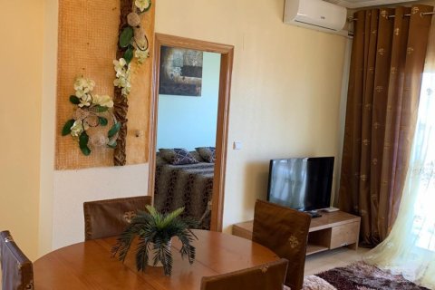 Продажа квартиры в Гуардамар-дель-Сегура, Аликанте, Испания 3 спальни, 100м2 №119464 - фото 9