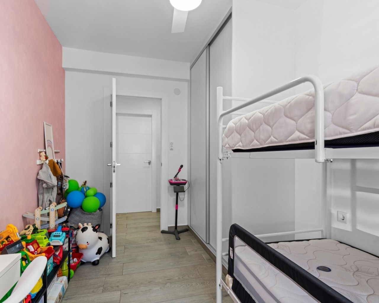 Apartment à Guardamar del Segura, Alicante, Espagne 3 chambres, 101 m2 No. 119463