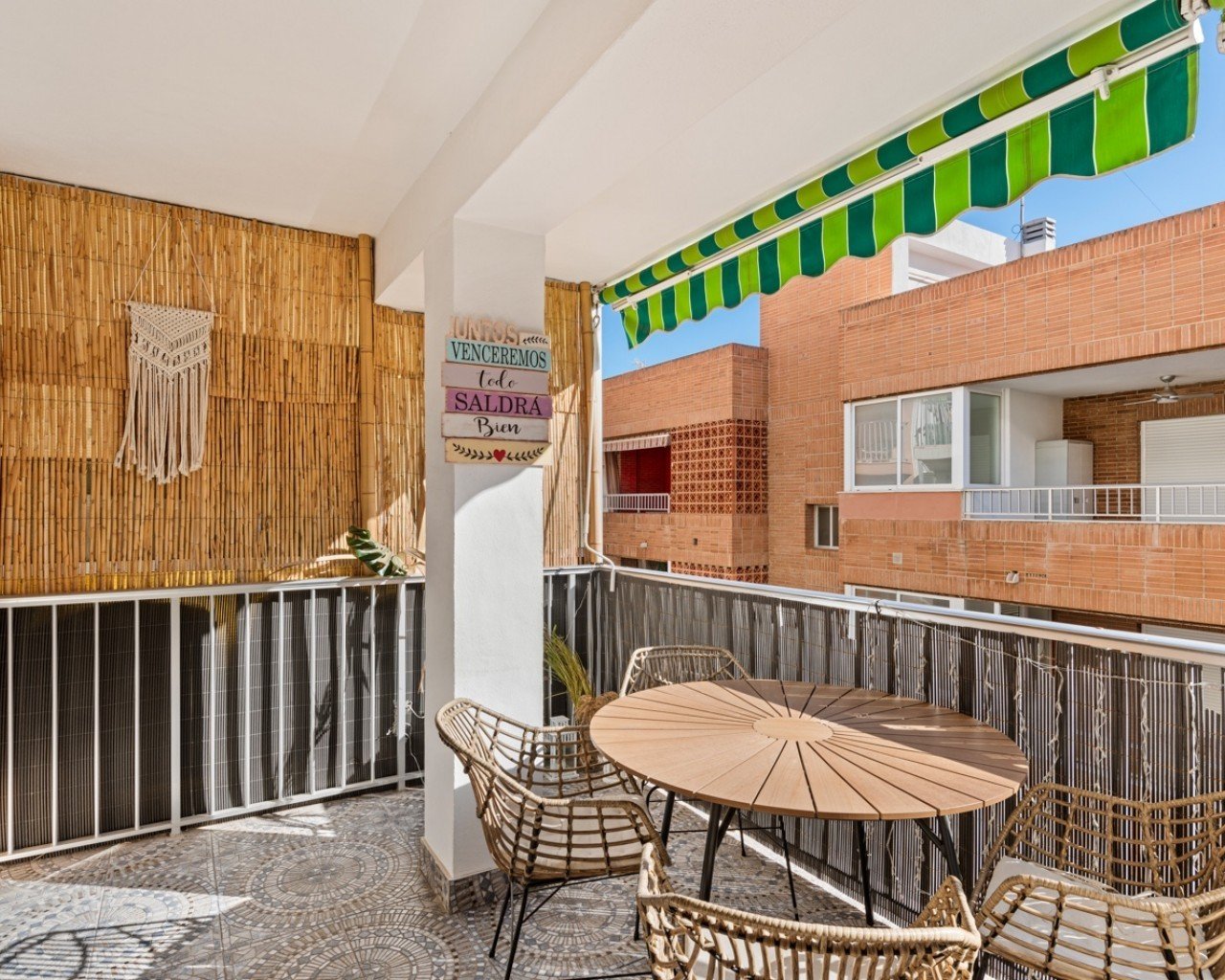 Apartment à Guardamar del Segura, Alicante, Espagne 3 chambres, 101 m2 No. 119463