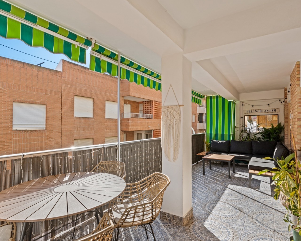 Apartment à Guardamar del Segura, Alicante, Espagne 3 chambres, 101 m2 No. 119463