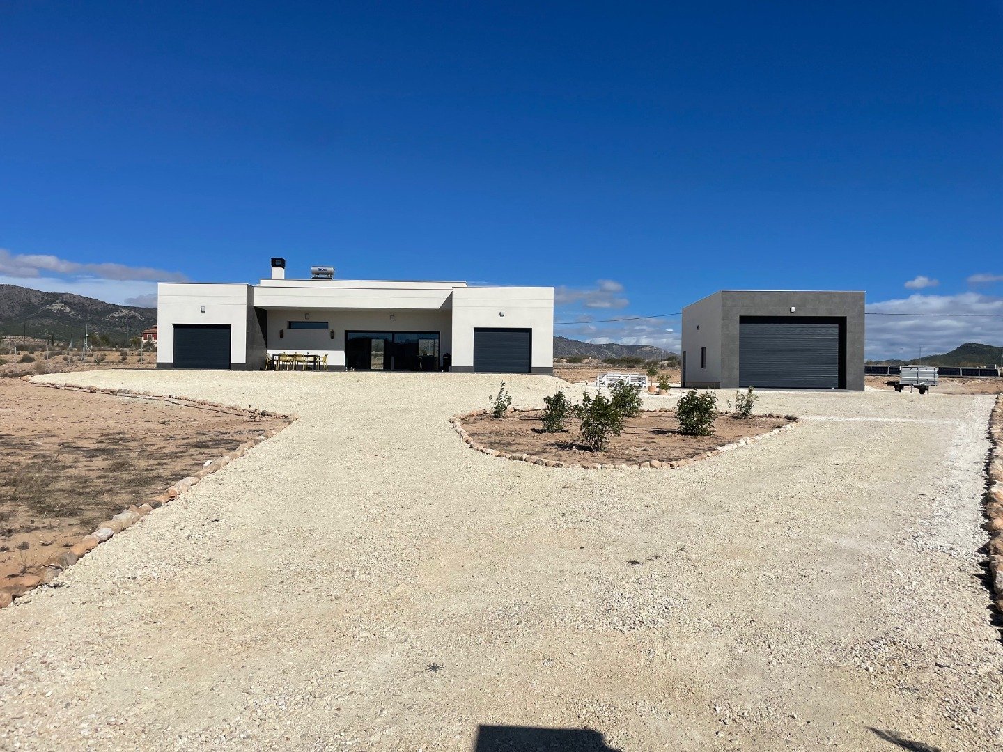 Villa i Pinoso, Alicante, Spanien 3 sovrum, 150 kvm. Nr. 89431