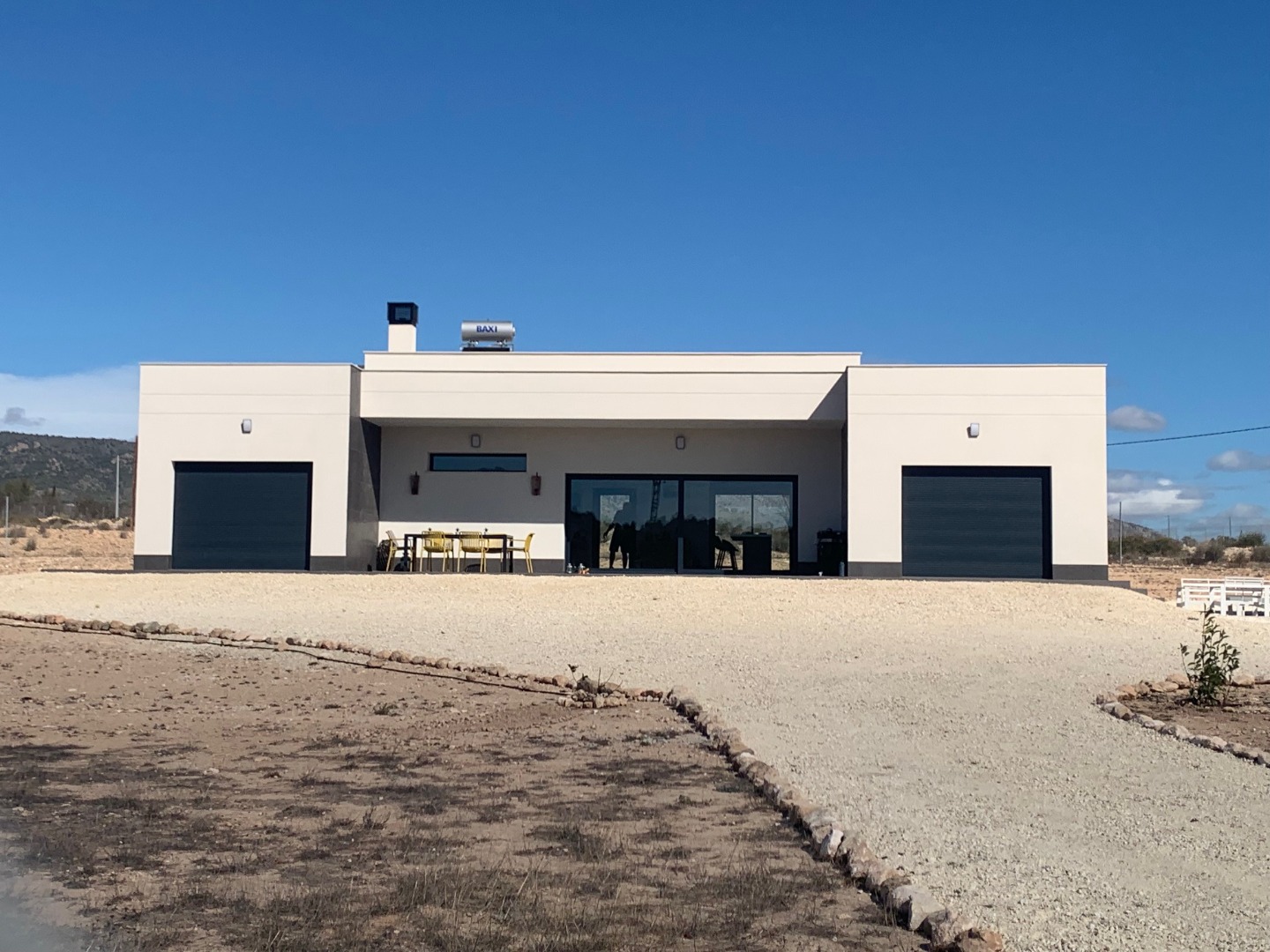 Villa i Pinoso, Alicante, Spanien 3 sovrum, 150 kvm. Nr. 89431