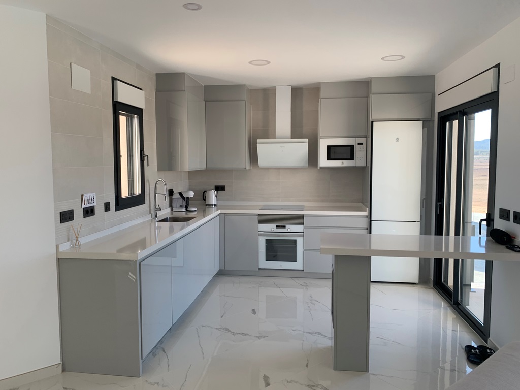 Villa i Pinoso, Alicante, Spanien 3 sovrum, 150 kvm. Nr. 89431