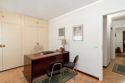 Apartamento en venta Sevilla, España 3 dormitorios, 97 m2 No. 113417 - foto 11