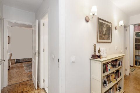 Apartamento en venta Sevilla, España 3 dormitorios, 97 m2 No. 113417 - foto 18
