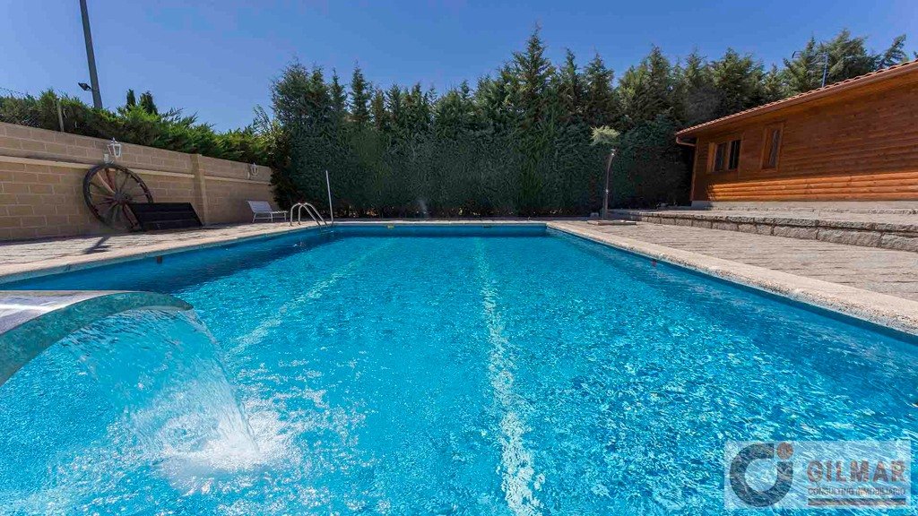 Villa à Madrid, Espagne 11 chambres, 685 m2 No. 105675