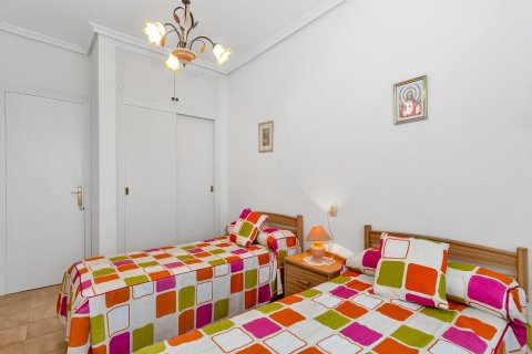 Villa zum Verkauf Torrevieja, Alicante, Spanien 4 Schlafzimmer,  Nr. 113933 - Foto 19