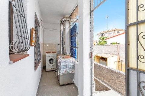 Villa zum Verkauf Torrevieja, Alicante, Spanien 4 Schlafzimmer,  Nr. 113933 - Foto 15