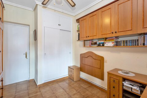 Villa zum Verkauf Torrevieja, Alicante, Spanien 4 Schlafzimmer,  Nr. 113933 - Foto 25