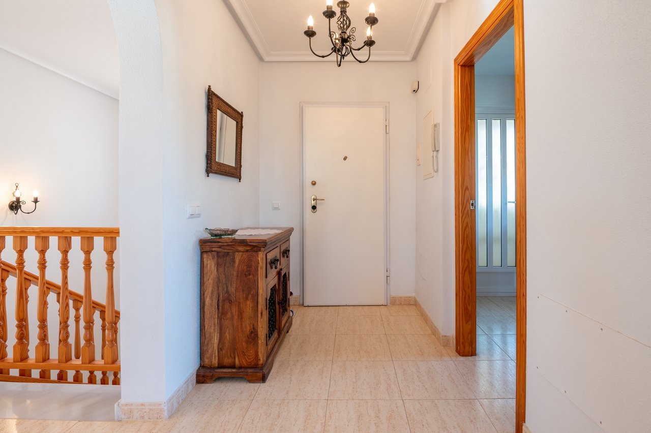 Villa in Algorfa, Alicante, Spanien 4 Schlafzimmer, 228 m2 Nr. 84348
