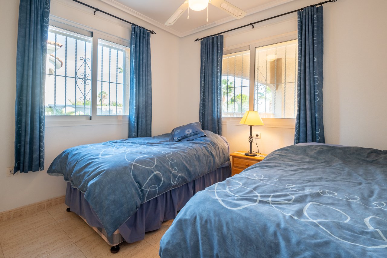Villa in Algorfa, Alicante, Spanien 4 Schlafzimmer, 228 m2 Nr. 84348