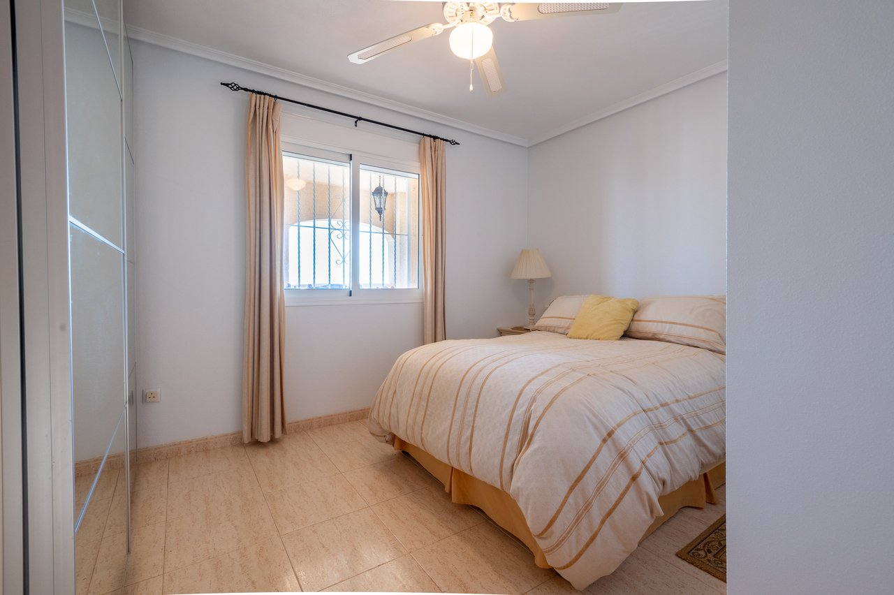 Villa in Algorfa, Alicante, Spanien 4 Schlafzimmer, 228 m2 Nr. 84348