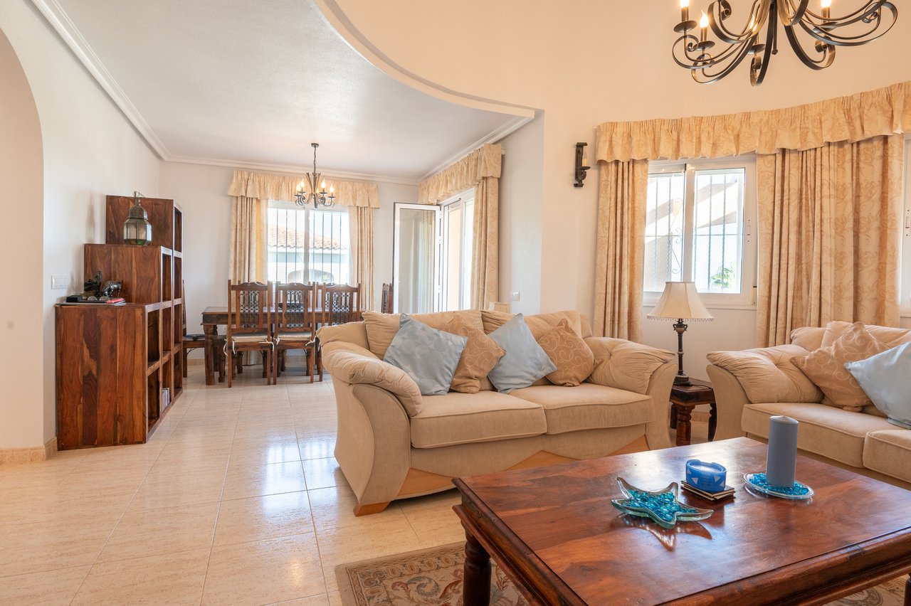 Villa in Algorfa, Alicante, Spanien 4 Schlafzimmer, 228 m2 Nr. 84348