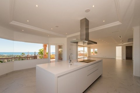 Casa in vendita Benahavis, Malaga, Spagna 8 camere da letto, 768 mq. N° 22409 - foto 6