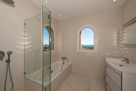 Casa in vendita Benahavis, Malaga, Spagna 8 camere da letto, 768 mq. N° 22409 - foto 10