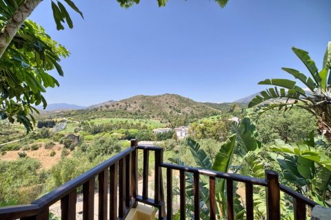 Dom Benahavis, Malaga, Hiszpania 4 sypialnie, 322 mkw. nr 22448 – zdjęcie 8