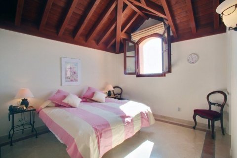 Casa in vendita Benahavis, Malaga, Spagna 4 camere da letto, 484 mq. N° 22415 - foto 10