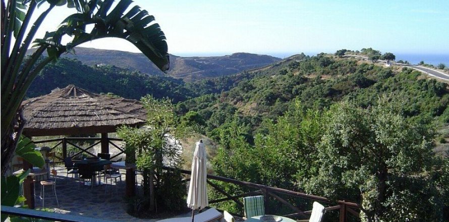 Casa Benahavis, Malaga, Spagna 4 camere da letto, 484 mq. N° 22415