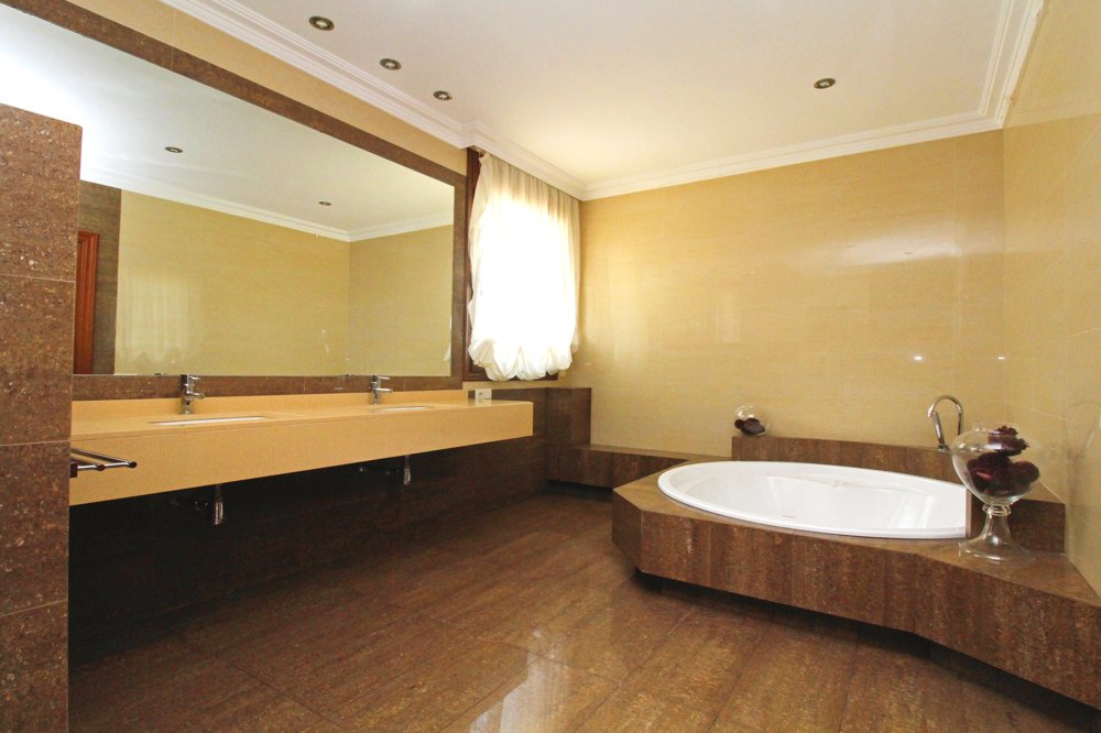 Villa à Costa De La Calma, Mallorca, Espagne 5 chambres, 241 m2 No. 109876