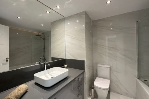 Huoneisto myytävänä Estepona, Malaga, Espanja, 2 makuuhuonetta, 92 m2 No. 109560 - kuva 11