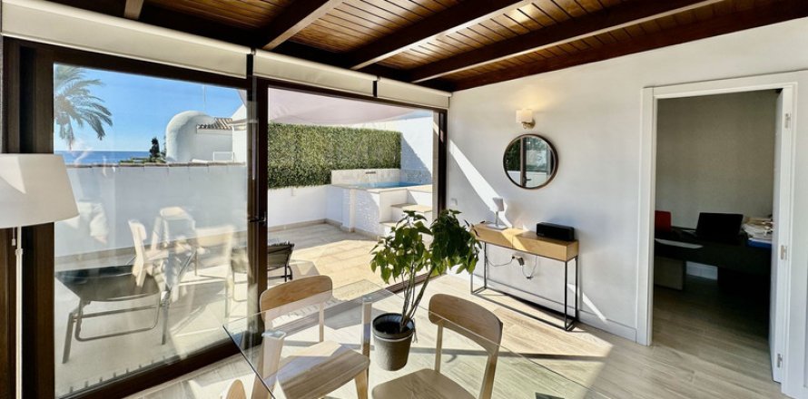 Huoneisto Estepona, Malaga, Espanja 2 makuuhuonetta, 92 m2 No. 109560