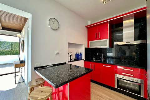 Huoneisto myytävänä Estepona, Malaga, Espanja, 2 makuuhuonetta, 92 m2 No. 109560 - kuva 14
