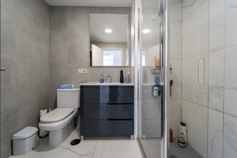 Apartment for sale Fuengirola, Malaga, Spain 2 bedrooms, 70 sq.m. No. 109554 - photo 3